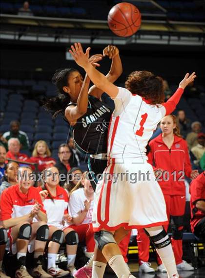 Thumbnail 3 in Santiago vs. Mater Dei (CIF SS D1AA Semifinal) photogallery.