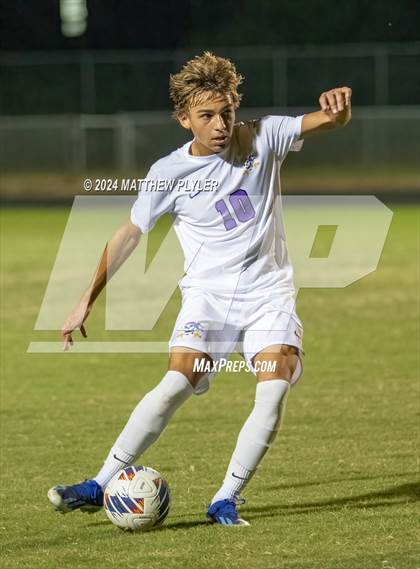 Thumbnail 3 in Village Christian Academy vs Jack Britt (Battle for the Bell) photogallery.