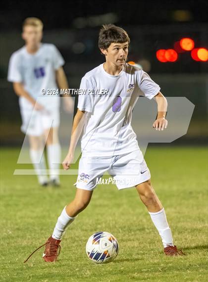 Thumbnail 3 in Village Christian Academy vs Jack Britt (Battle for the Bell) photogallery.