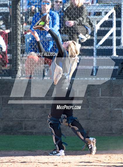 Thumbnail 2 in Whitwell vs Girls Prep photogallery.