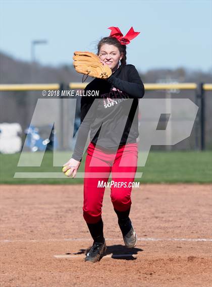 Thumbnail 2 in Whitwell vs Girls Prep photogallery.