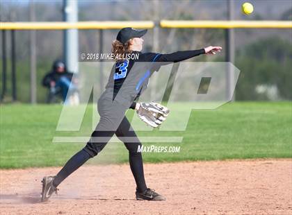 Thumbnail 2 in Whitwell vs Girls Prep photogallery.