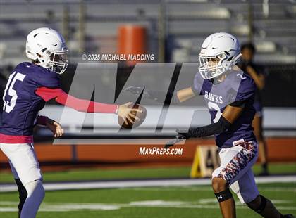 Thumbnail 1 in JV: Bridge City vs Hardin-Jefferson photogallery.