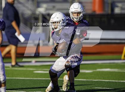 Thumbnail 2 in JV: Bridge City vs Hardin-Jefferson photogallery.