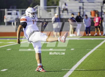 Thumbnail 3 in JV: Bridge City vs Hardin-Jefferson photogallery.