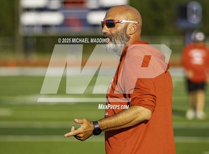 Thumbnail 2 in JV: Bridge City vs Hardin-Jefferson photogallery.