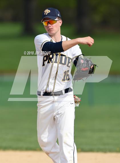 Thumbnail 3 in Loomis Chaffee @ Trinity-Pawling photogallery.
