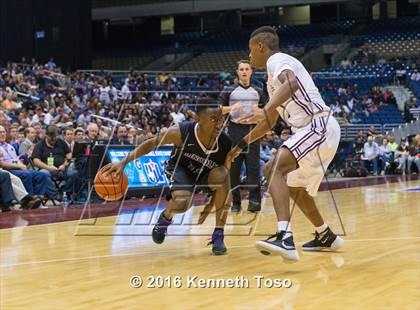 Thumbnail 1 in Lincoln vs. Silsbee (UIL 4A Final) photogallery.