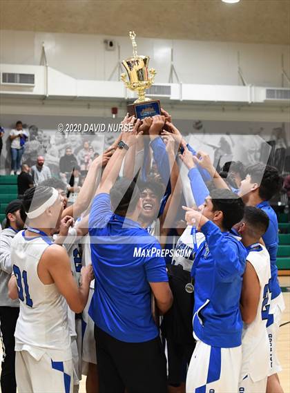 Thumbnail 1 in Maywood Academy vs. Sun Valley Magnet (CIF LACS D4 Final) photogallery.