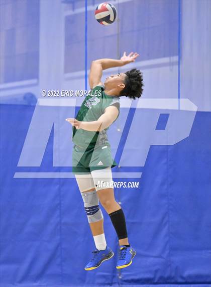 Thumbnail 1 in Helix vs Mt. Carmel (West Coast Challenge) photogallery.