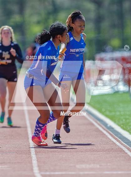 Thumbnail 1 in James Rollerson Memorial Relays (Relays) photogallery.