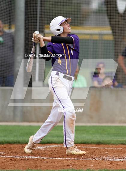Thumbnail 2 in Valley Center vs Kapaun Mt Carmel (KSHSAA 5A Regional Playoff) photogallery.