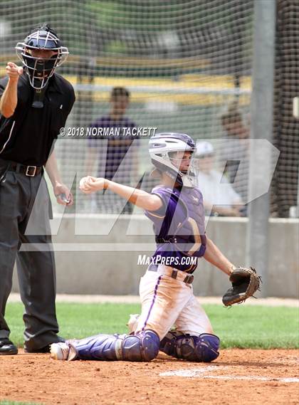 Thumbnail 3 in Valley Center vs Kapaun Mt Carmel (KSHSAA 5A Regional Playoff) photogallery.