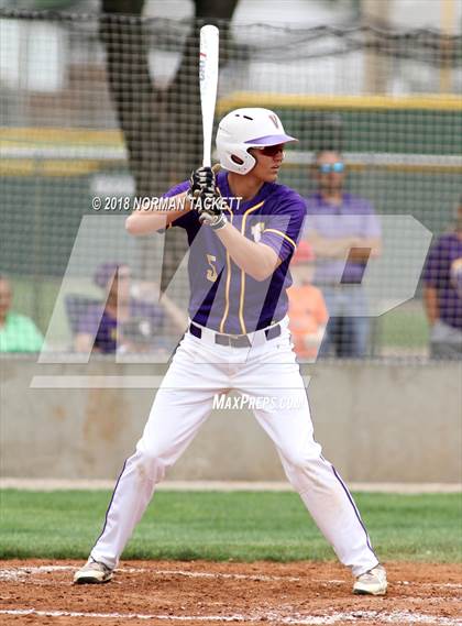 Thumbnail 3 in Valley Center vs Kapaun Mt Carmel (KSHSAA 5A Regional Playoff) photogallery.