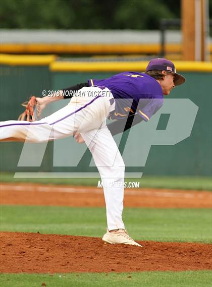 Thumbnail 1 in Valley Center vs Kapaun Mt Carmel (KSHSAA 5A Regional Playoff) photogallery.