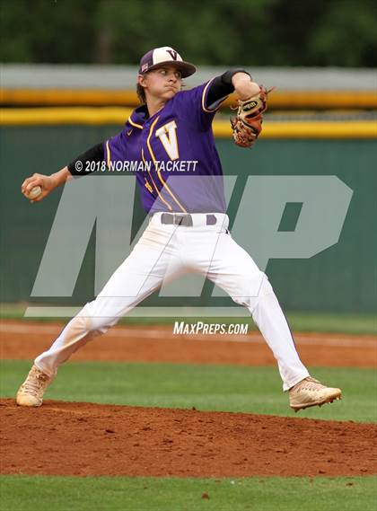 Thumbnail 2 in Valley Center vs Kapaun Mt Carmel (KSHSAA 5A Regional Playoff) photogallery.