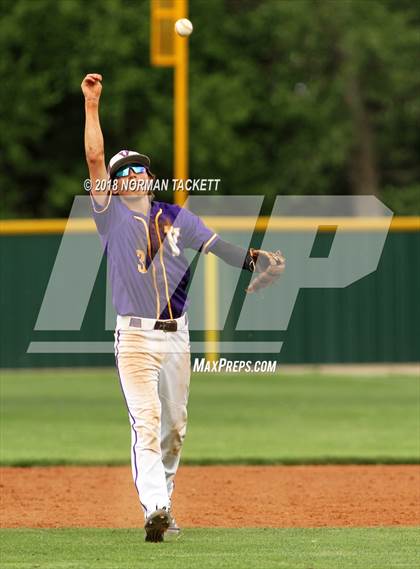 Thumbnail 3 in Valley Center vs Kapaun Mt Carmel (KSHSAA 5A Regional Playoff) photogallery.