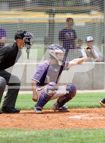 Thumbnail 3 in Valley Center vs Kapaun Mt Carmel (KSHSAA 5A Regional Playoff) photogallery.