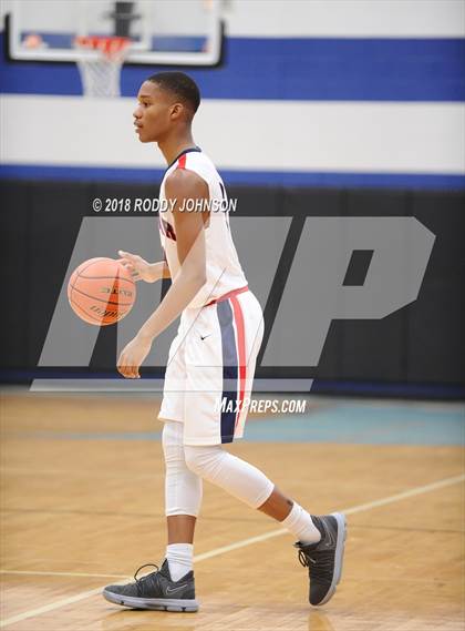 Thumbnail 1 in Lamar Houston vs. McKinney (McDonald's Texas Invitational) photogallery.