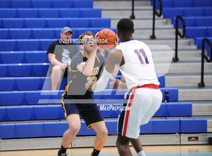 Thumbnail 3 in Lamar Houston vs. McKinney (McDonald's Texas Invitational) photogallery.