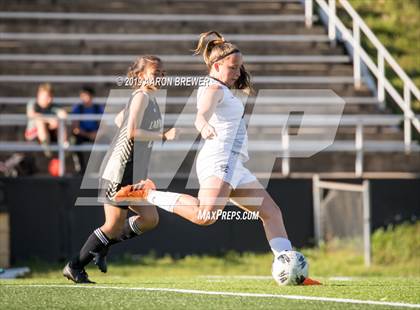Thumbnail 2 in Benton vs Hot Springs photogallery.