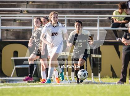 Thumbnail 3 in Benton vs Hot Springs photogallery.