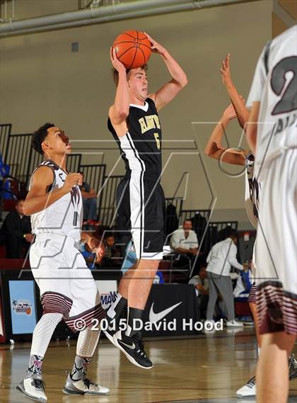 Thumbnail 3 in Laguna Hills @ Rancho Mirage (MaxPreps Holiday Classic) photogallery.