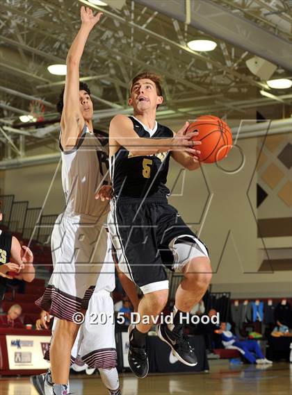 Thumbnail 2 in Laguna Hills @ Rancho Mirage (MaxPreps Holiday Classic) photogallery.