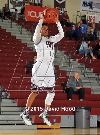 Thumbnail 2 in Laguna Hills @ Rancho Mirage (MaxPreps Holiday Classic) photogallery.