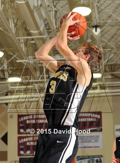 Thumbnail 3 in Laguna Hills @ Rancho Mirage (MaxPreps Holiday Classic) photogallery.