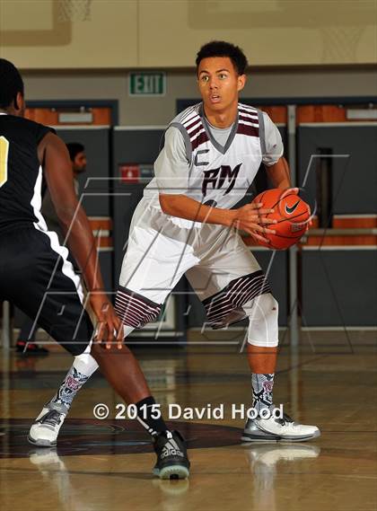 Thumbnail 2 in Laguna Hills @ Rancho Mirage (MaxPreps Holiday Classic) photogallery.