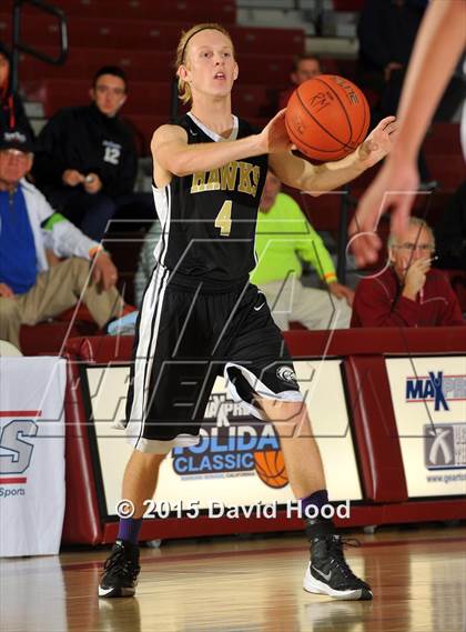 Thumbnail 3 in Laguna Hills @ Rancho Mirage (MaxPreps Holiday Classic) photogallery.