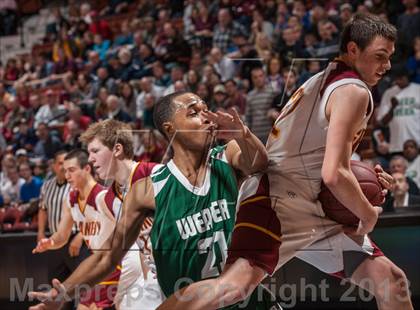 Thumbnail 3 in Granby Memorial vs. Weaver (CIAC Class S Final) photogallery.