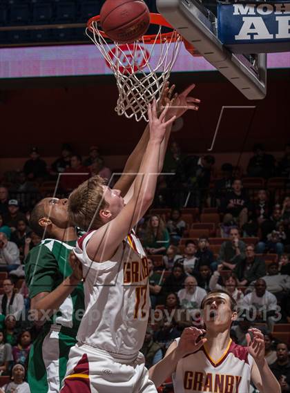 Thumbnail 2 in Granby Memorial vs. Weaver (CIAC Class S Final) photogallery.