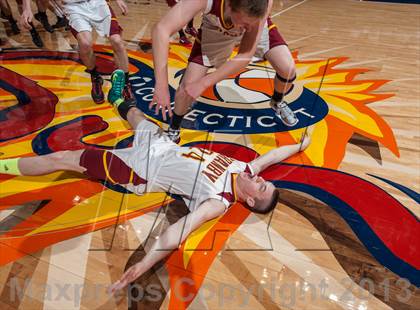 Thumbnail 3 in Granby Memorial vs. Weaver (CIAC Class S Final) photogallery.