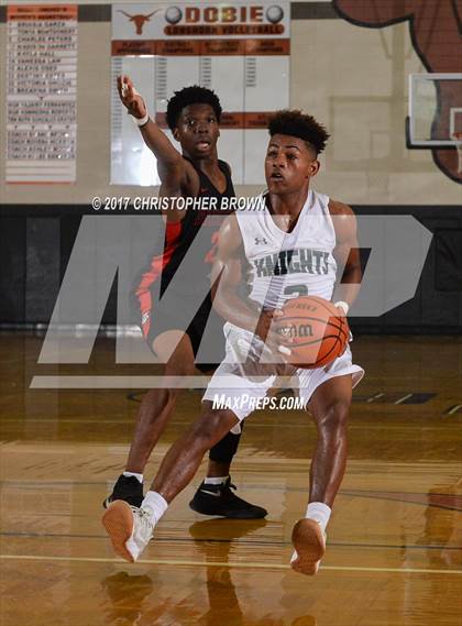 Thumbnail 1 in Fort Bend Austin vs Clear Falls (McDonald's Texas Invitational) photogallery.