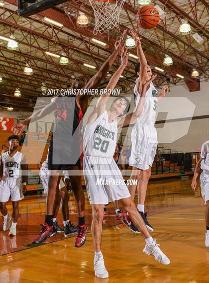 Thumbnail 2 in Fort Bend Austin vs Clear Falls (McDonald's Texas Invitational) photogallery.