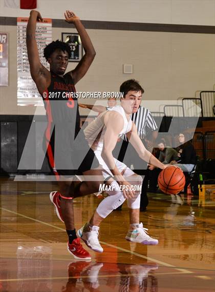 Thumbnail 1 in Fort Bend Austin vs Clear Falls (McDonald's Texas Invitational) photogallery.
