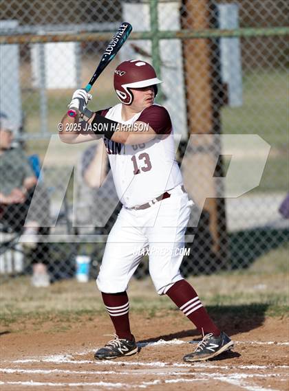 Thumbnail 1 in Perrin-Whitt @ Saint Jo photogallery.