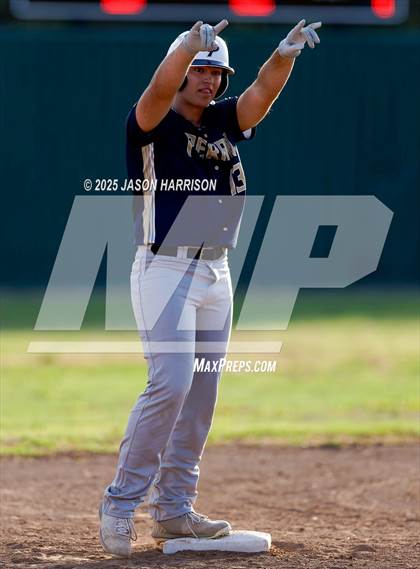Thumbnail 2 in Perrin-Whitt @ Saint Jo photogallery.
