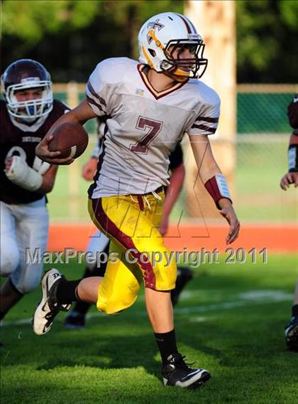 Thumbnail 3 in Sheehan @ North Haven photogallery.