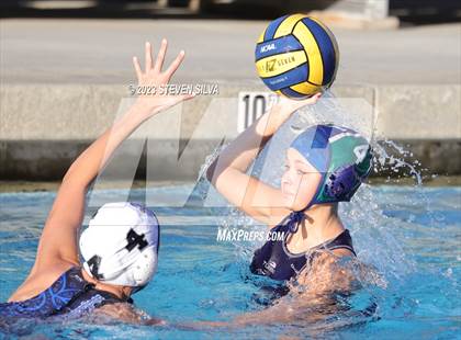 Thumbnail 2 in La Costa Canyon vs. Ramona (San Diego Open) photogallery.