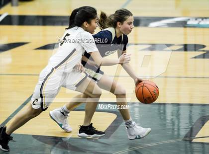 Thumbnail 1 in Casteel vs. Clark (NIKE Tournament of Champions) photogallery.
