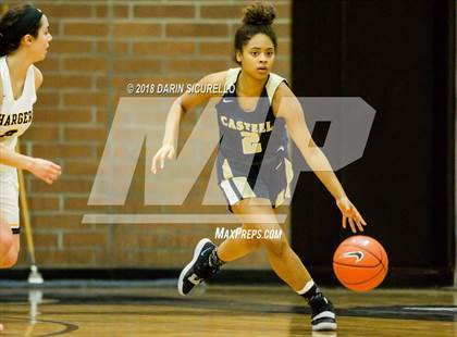 Thumbnail 3 in Casteel vs. Clark (NIKE Tournament of Champions) photogallery.