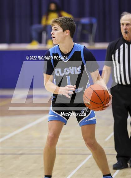Thumbnail 2 in Clovis North vs. Clovis East photogallery.