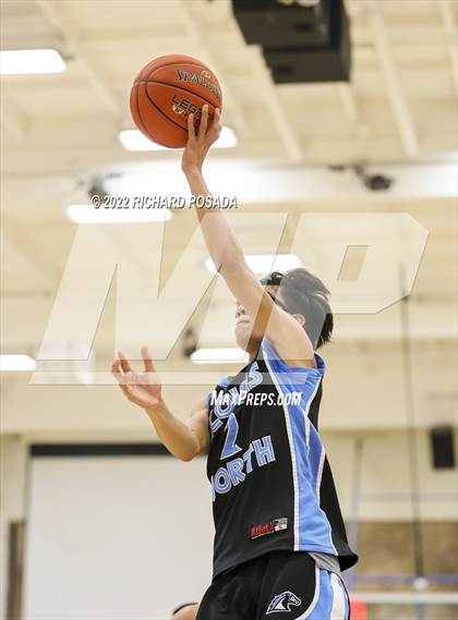 Thumbnail 2 in Clovis North vs. Clovis East photogallery.
