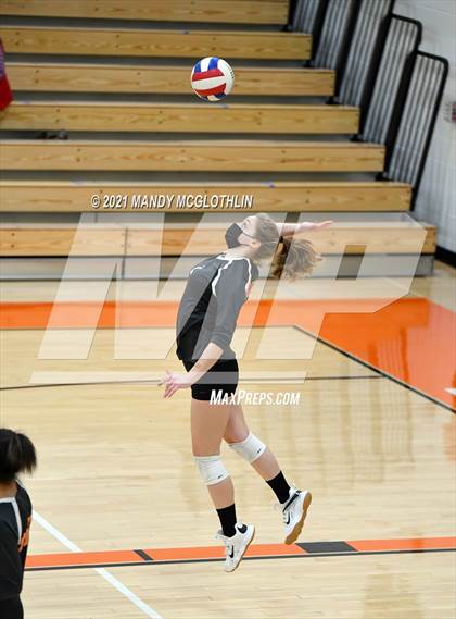 Thumbnail 2 in JV: Cuba/Spoon River Valley @ Illini Bluffs photogallery.