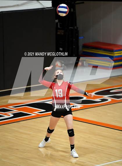 Thumbnail 2 in JV: Cuba/Spoon River Valley @ Illini Bluffs photogallery.