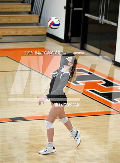 Thumbnail 1 in JV: Cuba/Spoon River Valley @ Illini Bluffs photogallery.