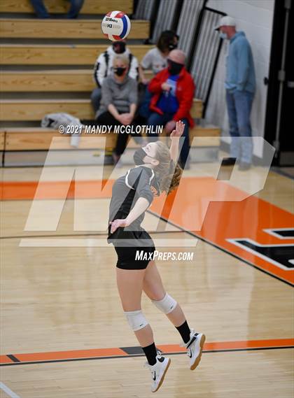 Thumbnail 1 in JV: Cuba/Spoon River Valley @ Illini Bluffs photogallery.